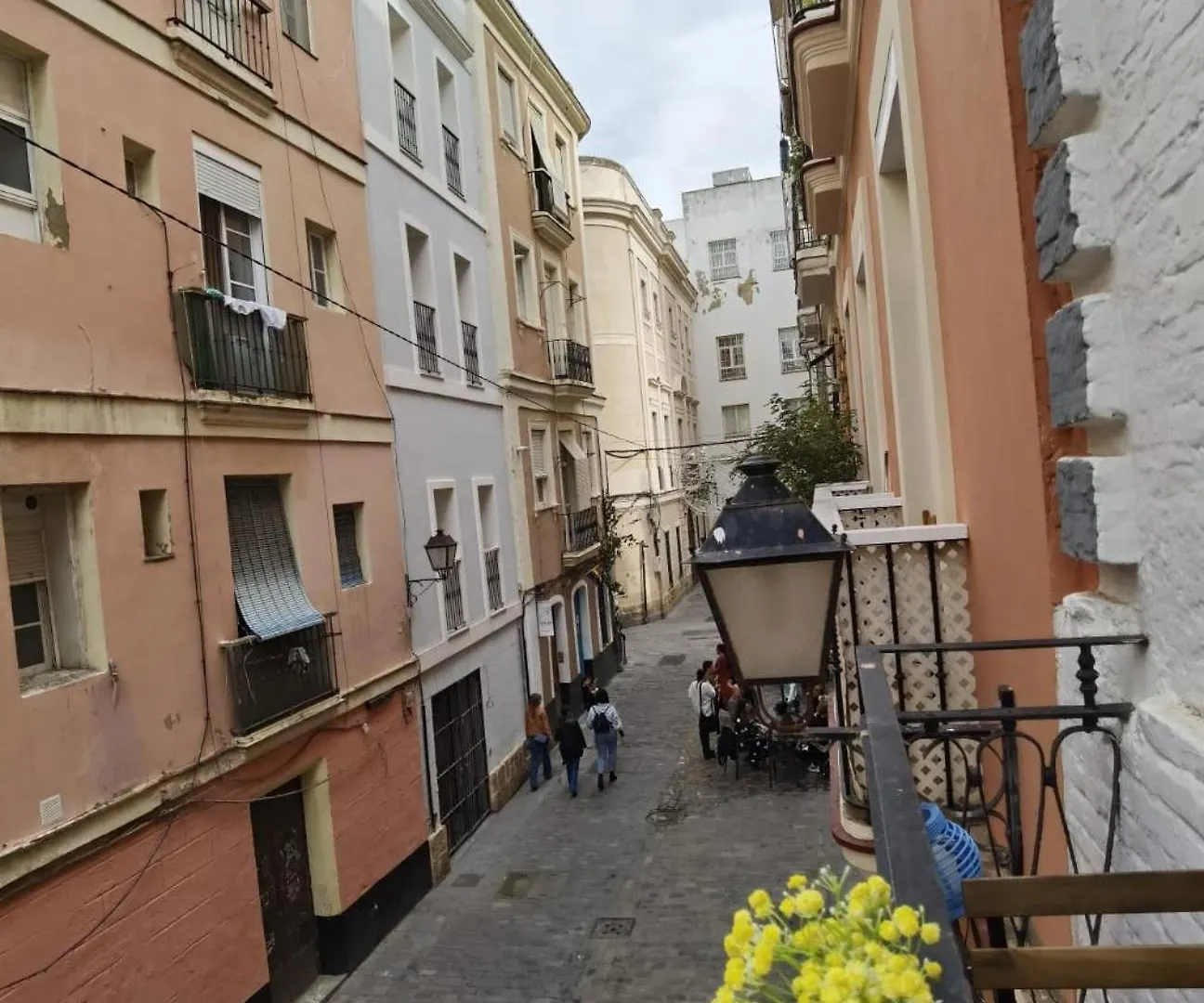 La Casa Vertical Cadice Spagna